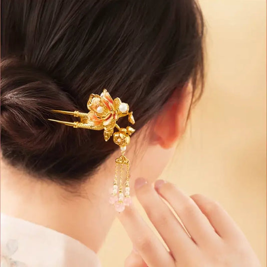 Palace Imperial Peony Enamel Hairpin with Rose Quartz