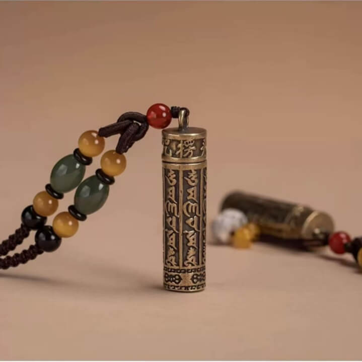 LuckyCharms 開閉式真鍮ガウボックスペンダントネックレス