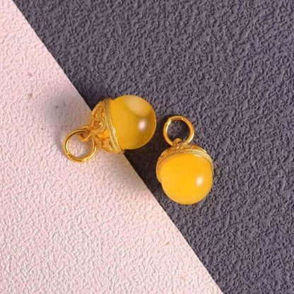 LuckyCharms Small Round Amber Gold-plated Pendant