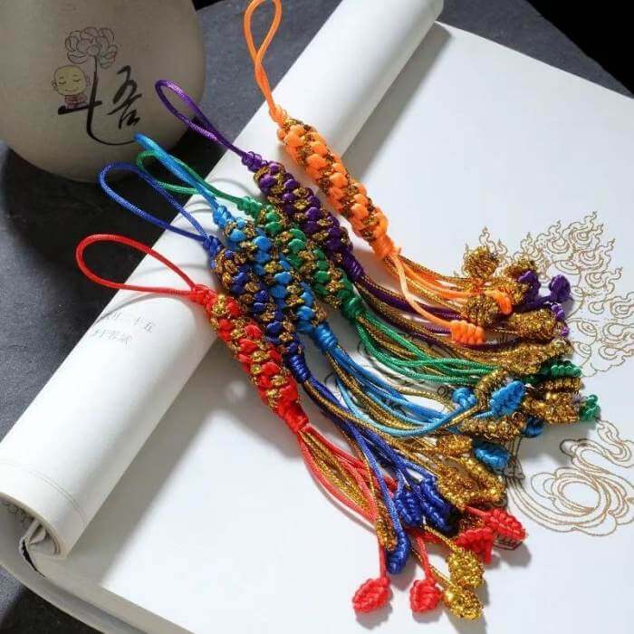 LuckyCharms Tibetan Pineapple-shaped Vajra Knot Handmade Charm