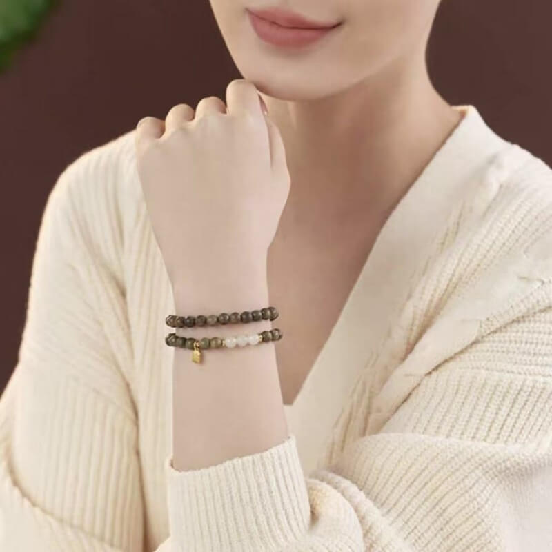 LuckyCharms Fortune Pendant Hetian Jade Bead Green Sandalwood Blessing Beaded Bracelet