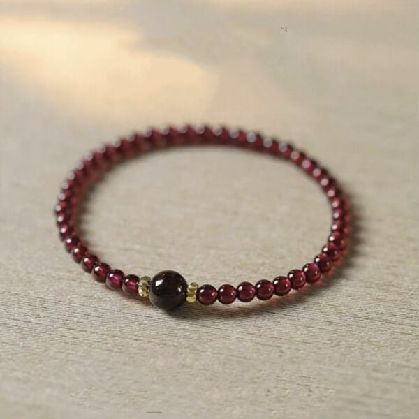 LuckyCharms Natural Garnet Fortune-Turning Beaded Bracelet