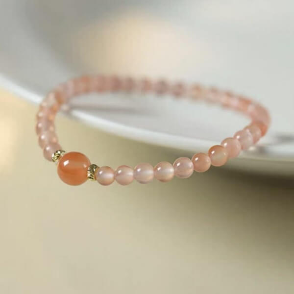 LuckyCharms Natural Garnet Fortune-Turning Beaded Bracelet