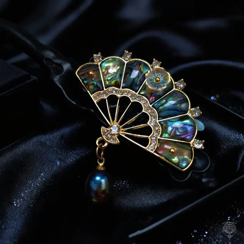 Ebony Wood Nacre Hairpin - Handcrafted Shell Fan Hair Stick