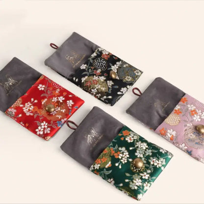 ヘリテージシルクブロケード刺繍巾着ジュエリーポーチ