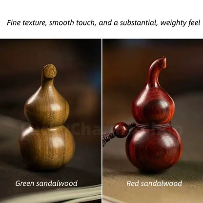 Pendentif en calebasse de bois de santal naturel | Bois de santal vert/rouge, sculpture raffinée, à suspendre pour voiture ou maison