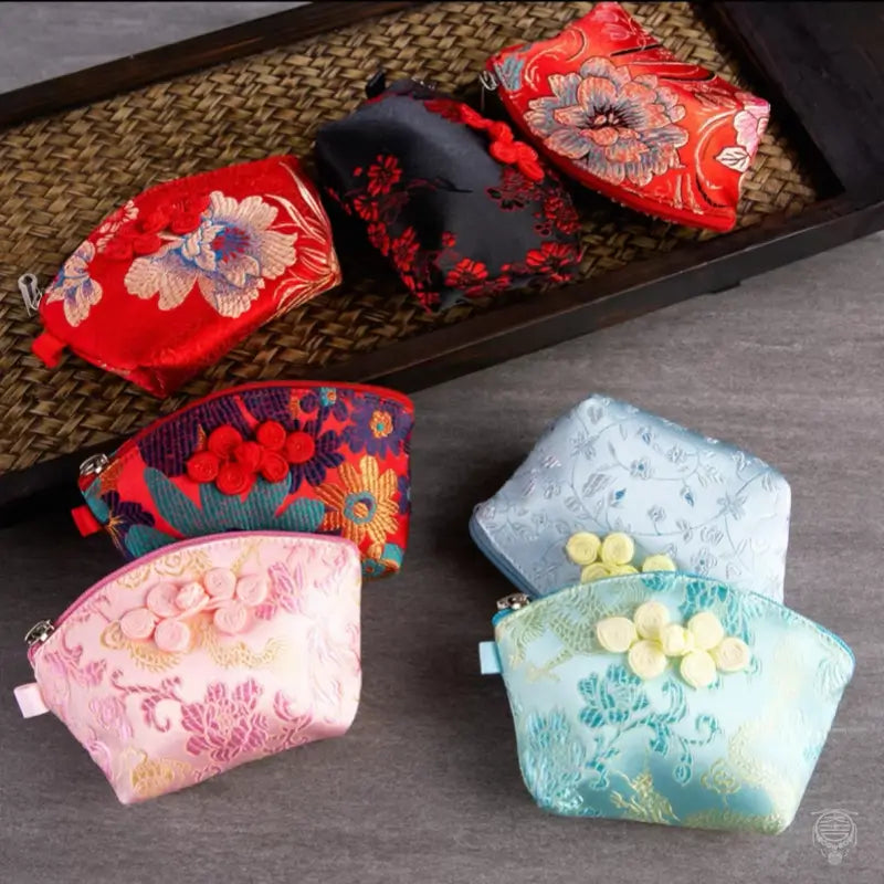 Embroidered Brocade Shell Coin Purse & Jewelry Pouch