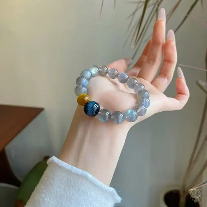Edelsteinarmband aus mystisch grauem Mondstein und blau-goldenem Tigerauge