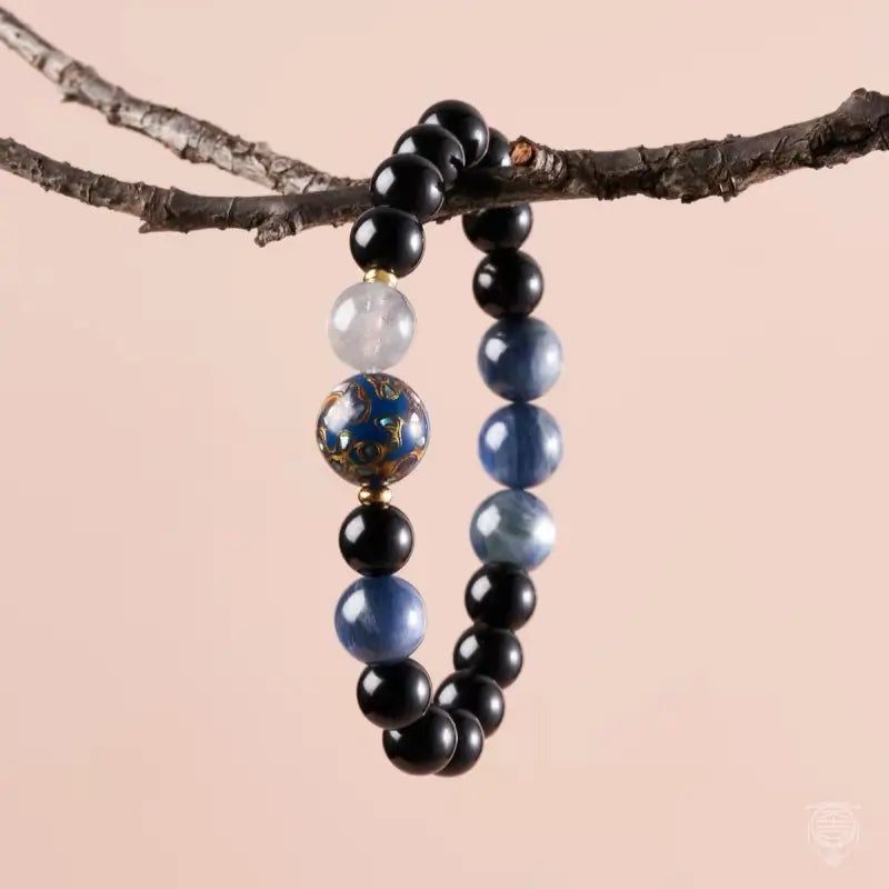 Heritage Lacquer & Gemstone Bracelet - Obsidian, Kyanite & Nacre Strand