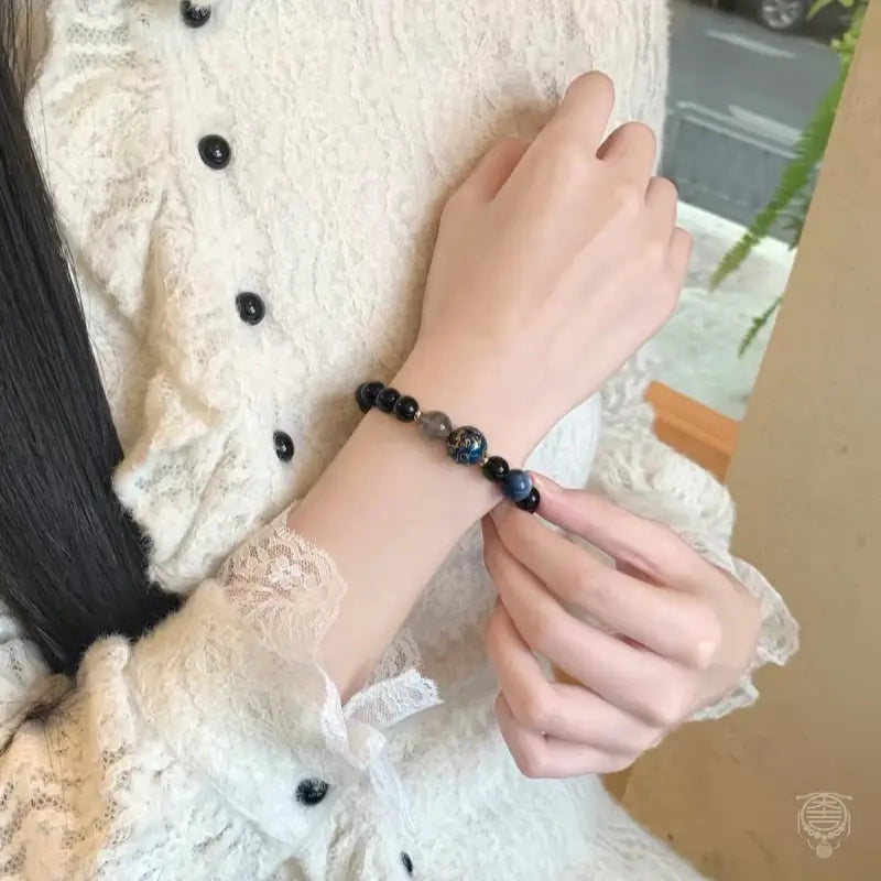 Heritage Lacquer & Gemstone Bracelet - Obsidian, Kyanite & Nacre Strand
