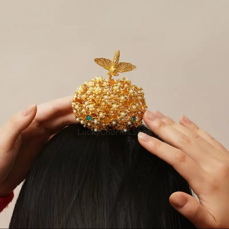 National Museum Sui Dynasty Golden Moth Crown 2-in-1 AR Magnet & Hairpin