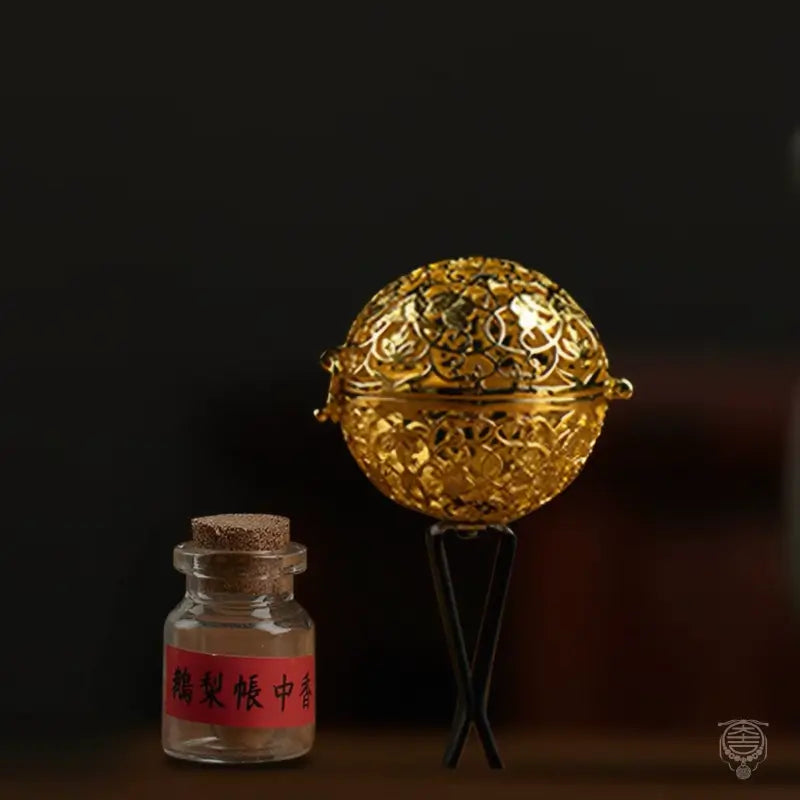 Grape & Bird Pattern Incense Sphere Car Aroma Diffuser | Souvenir du Musée d'histoire du Shaanxi