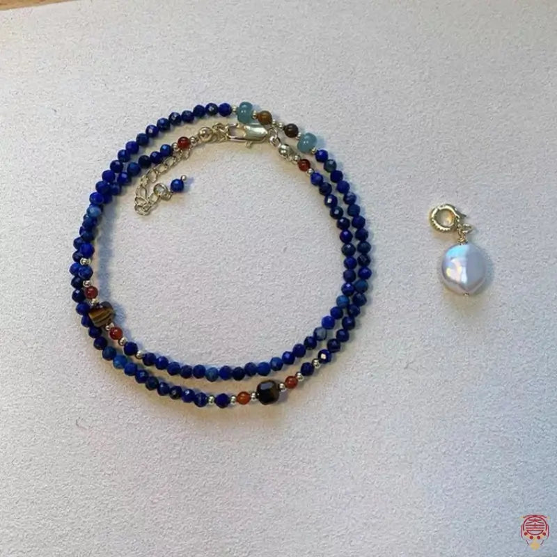 Halskette mit natürlichem Lapislazuli und Süßwasserperlen – vergoldetes Choker