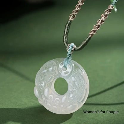 Collier de couple Pixiu Peace Buckle en calcédoine translucide naturelle | Bijoux romantiques chinois