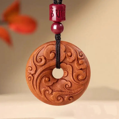 Collier pendentif porte-bonheur chinois en bois de pêcher naturel, orné d'un nuage béni et de bon augure du Mont Wutai |