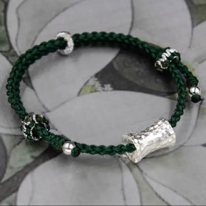 925シルバー カップル ルルトン ブレスレット | ピーナッツ柄、調節可能な赤と緑の編み紐、抗酸化