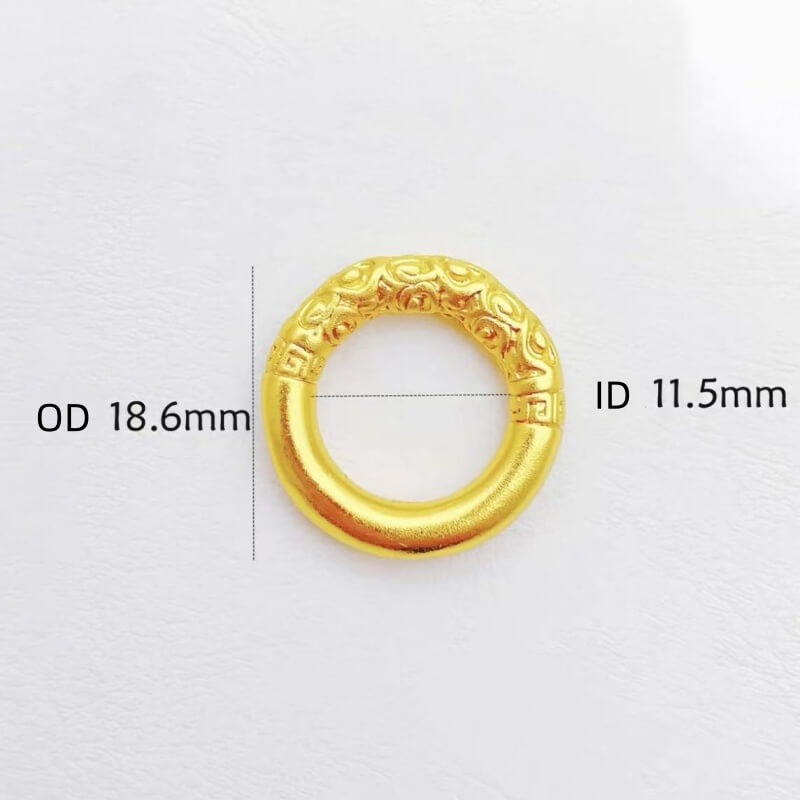 LuckyCharms Gold-plated Cloud Pattern Peace Buckle Pendant Necklace