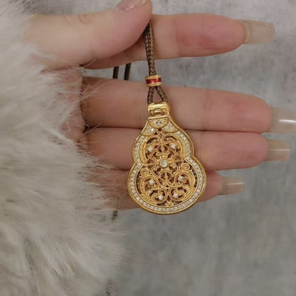 LuckyCharms Chinese Style Gold-plated Gourd Pendant Necklace