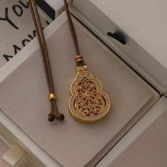 LuckyCharms Chinese Style Gold-plated Gourd Pendant Necklace