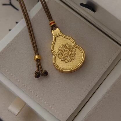 LuckyCharms Chinese Style Gold-plated Gourd Pendant Necklace