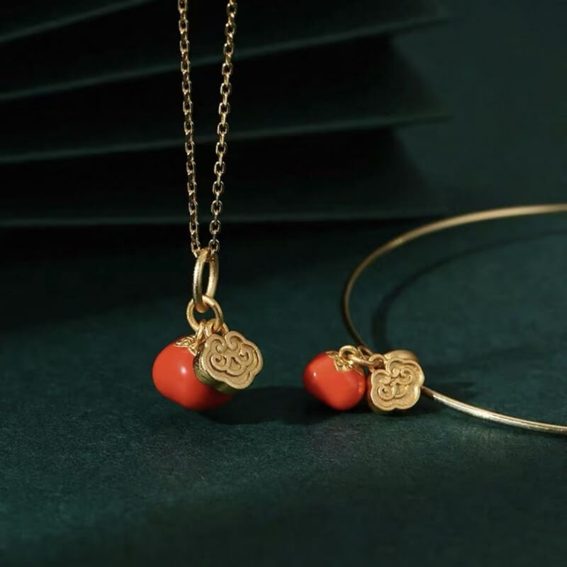 LuckyCharms Gold-plated Red Agate Persimmon Fortune-Turning Pendant