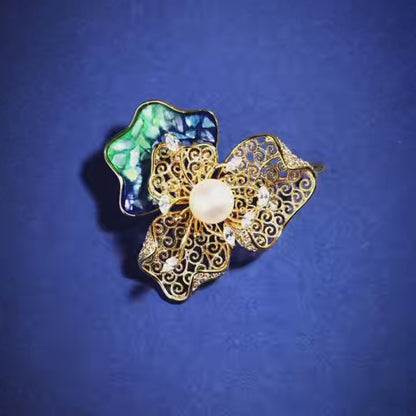 Heritage Floral Brooch - Mother of Pearl Shell & Freshwater Pearl Pin