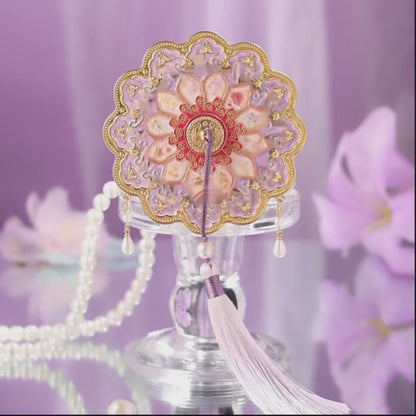 Prince Kung Mansion "Cloud Shoulder Bloom" Rotating Compact Mirror